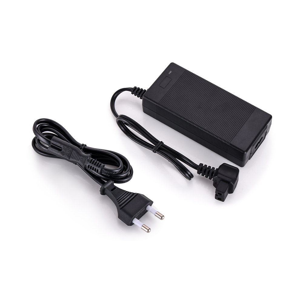 (預購) KZM  車載行動電冰箱55L